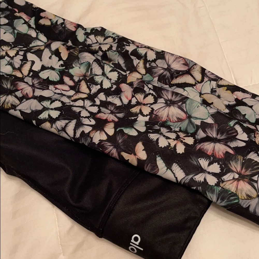 All yoga airbrush butterfly leggings.